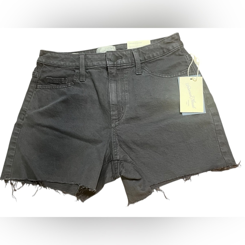 Universal Thread black jean midi shorts Frayed Hem size 2 NWT